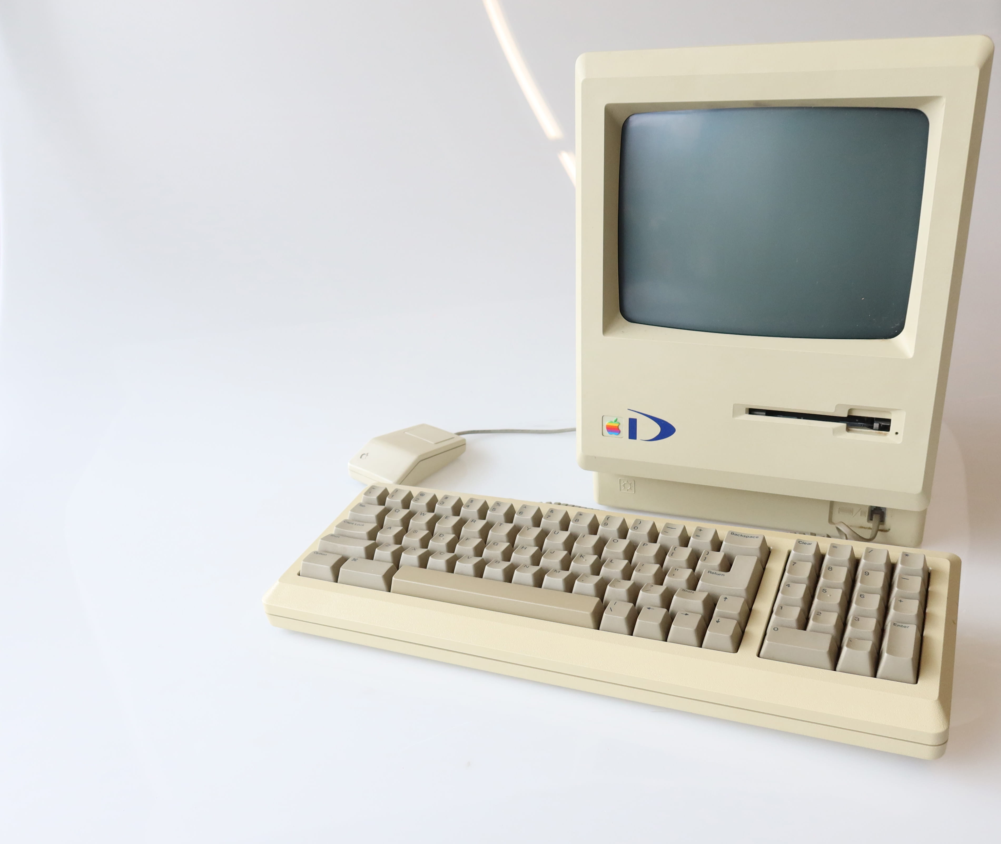 1984 DU Macintosh 128K