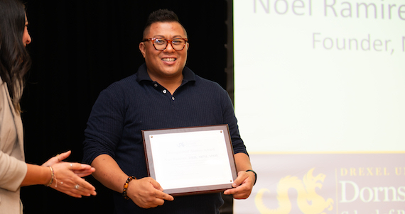 Noel Ramirez, DBH, MPH '12, MSW, LCSW, BCD, Founder, Mango Tree Counseling & Consulting, LLC receives the 2024 Distinguished Alumni Award