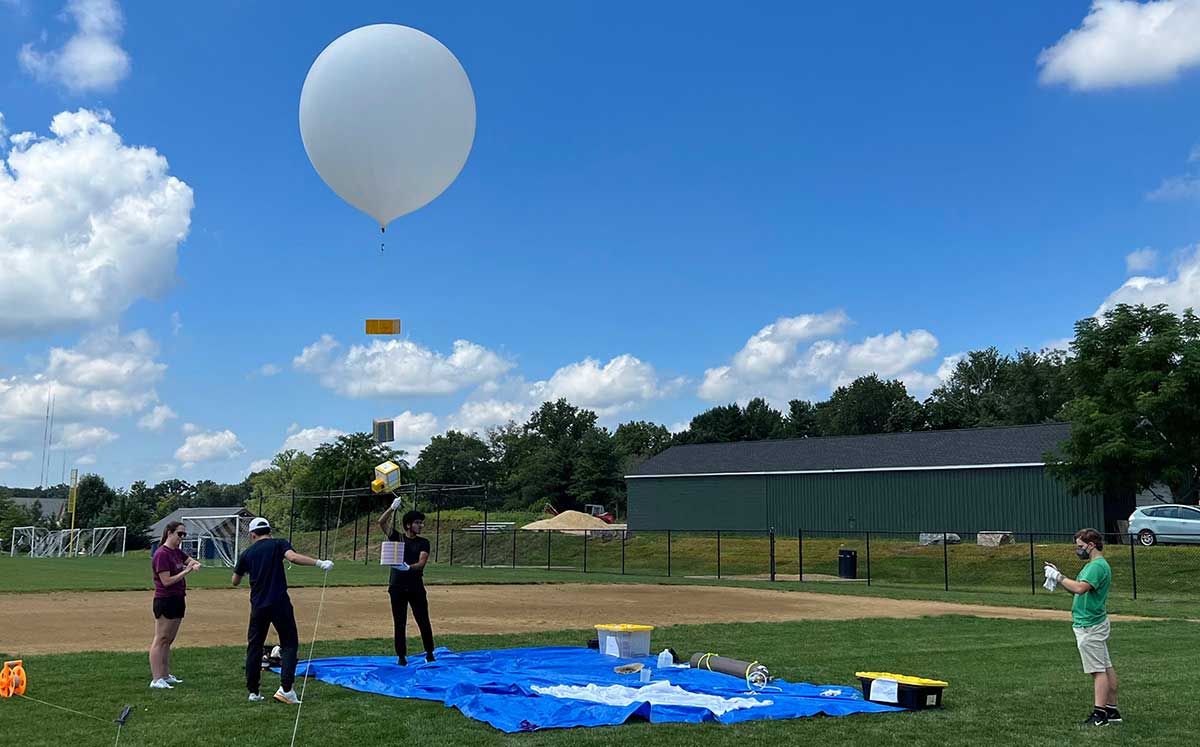 ballon launch for ozone layer