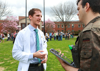 College of Medicine medical students have a supportive network of mentors and advisors.