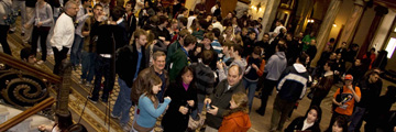 Kaczmarczik Lecture participants in Main Building Hall