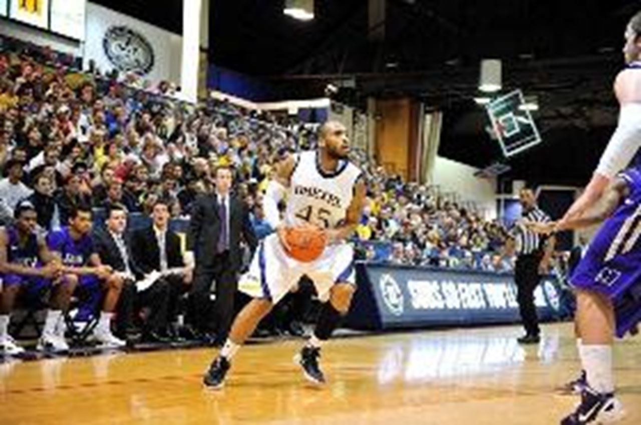 Photo of a game in the interior of the Daskalakis Center 
