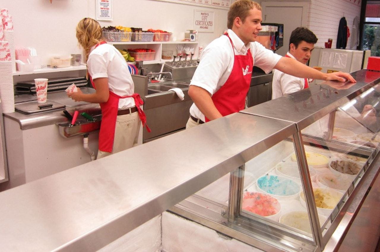 The teen summer job outlook of 2015 is expected to be a slight improvement over the previous five summers.