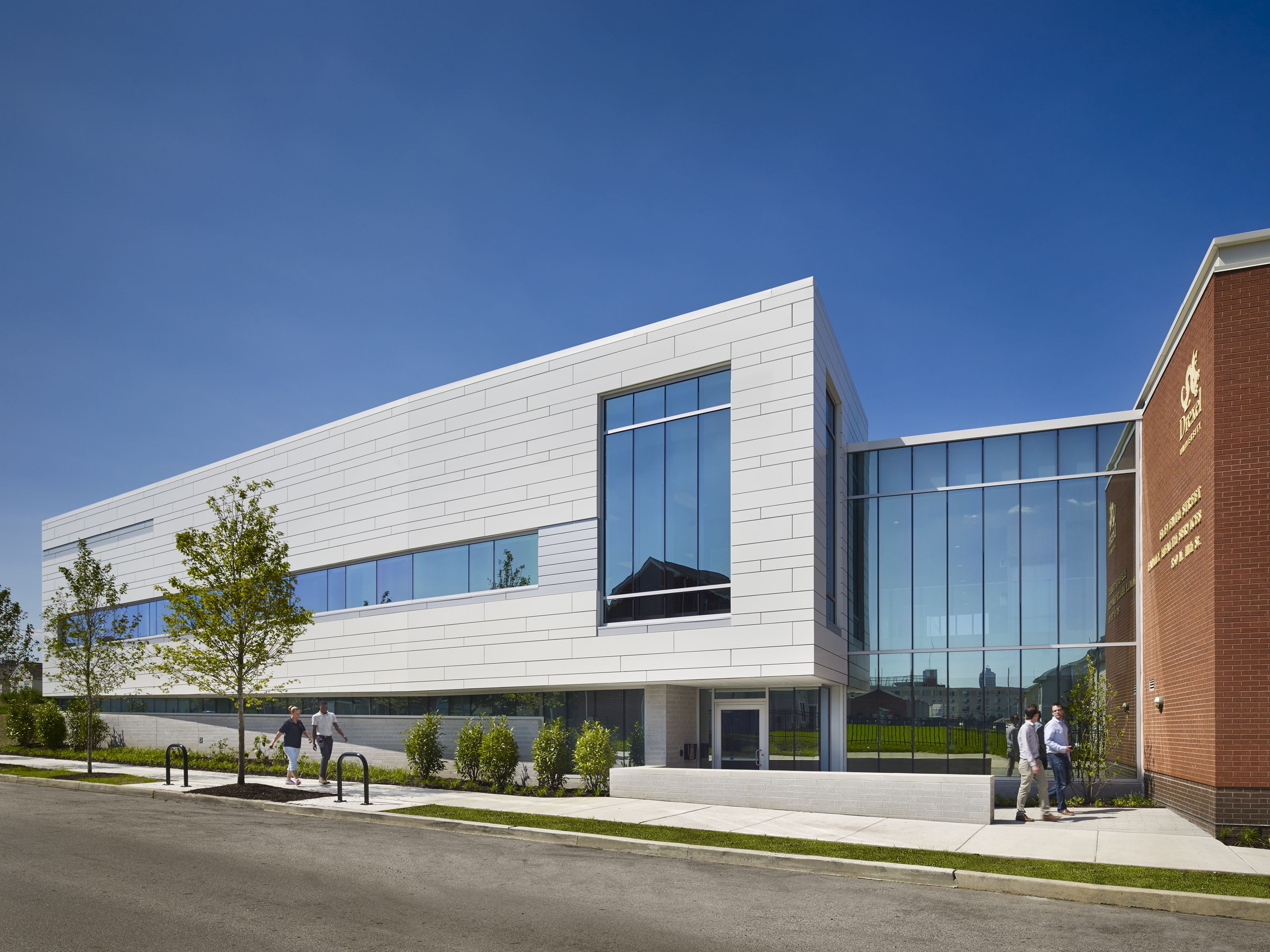 Drexel University’s Stephen and Sandra Sheller 11th Street Family Health Services strives to be a "beacon of health" to the community. Photo credit: Halkin/Mason Photography.