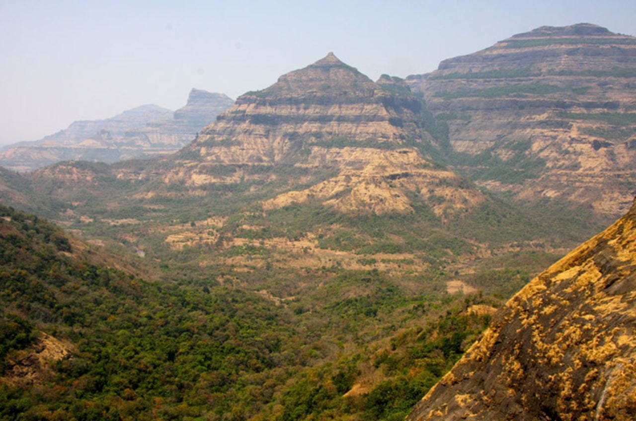 Layered lava flows of the Deccan Traps east of Mumbai, India. Photo by Mark Richards.