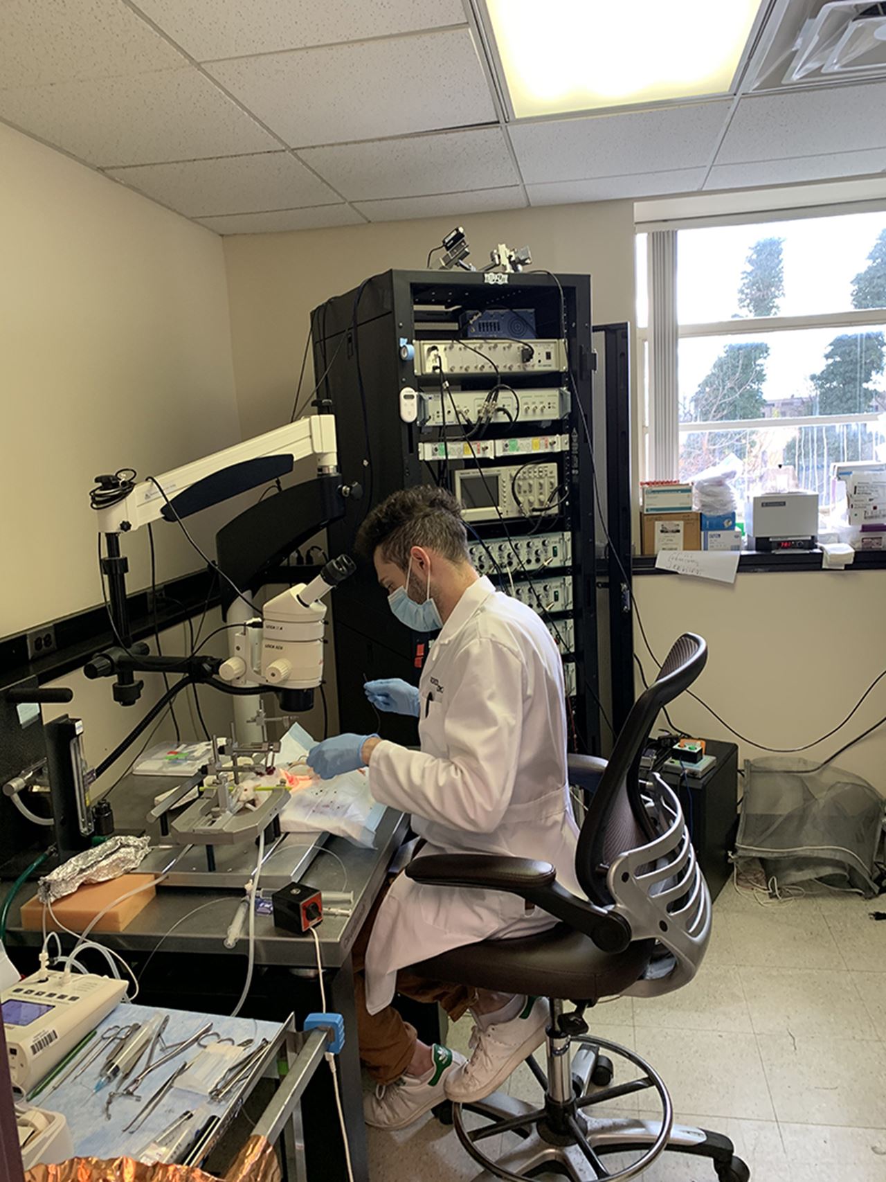Electrophysiology in the laboratory of Assistant Professor Marie-Pascale Côté, PhD, with Jeremy Weinberger, a PhD student. Photo courtesy Itzhak Fischer, PhD.