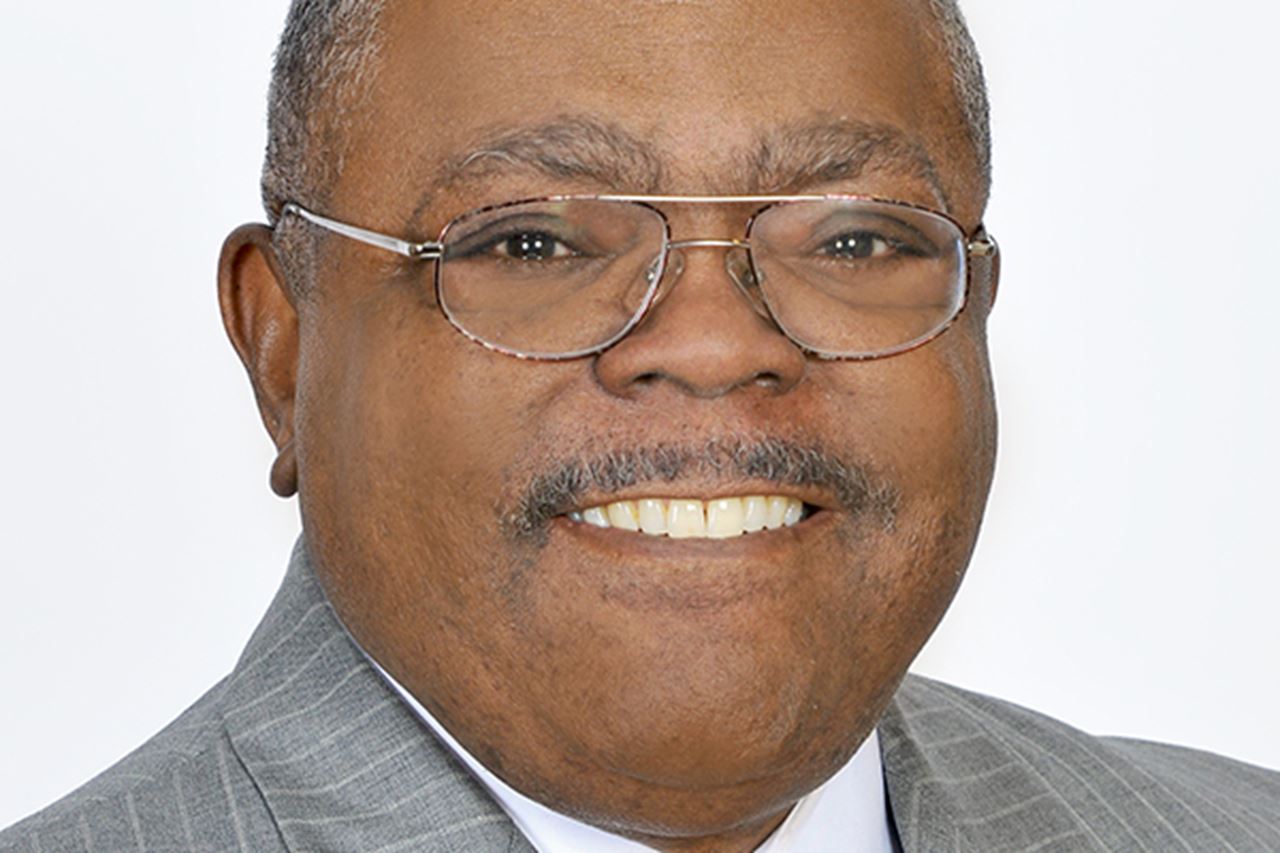 Stephen Cox (BS '74 MS '76) is co-principal investigator and project director of Philadelphia AMP.