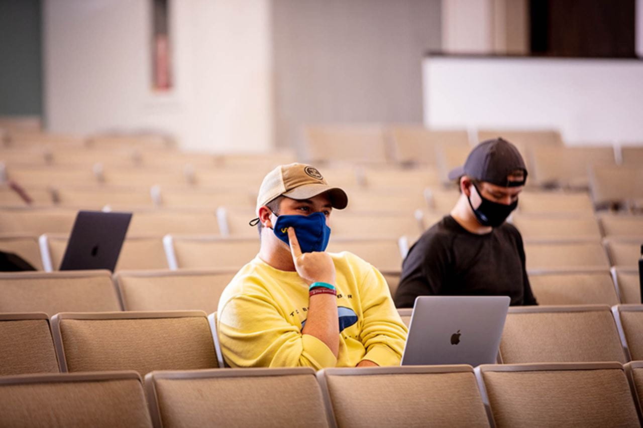 A Drexel University class during the fall 2020 term. Photo by Ben Wong.