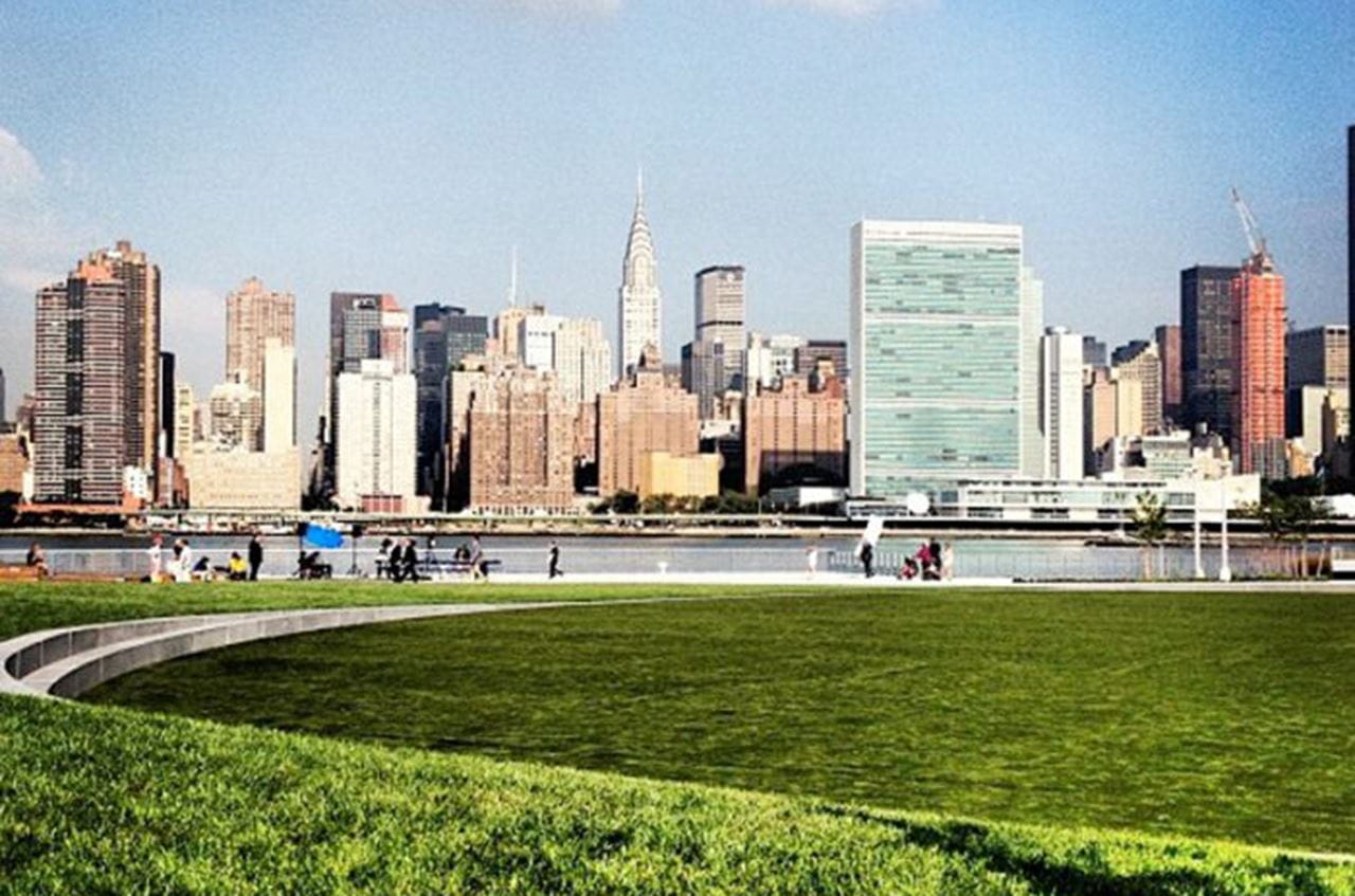 NYC Hunter's Point Park