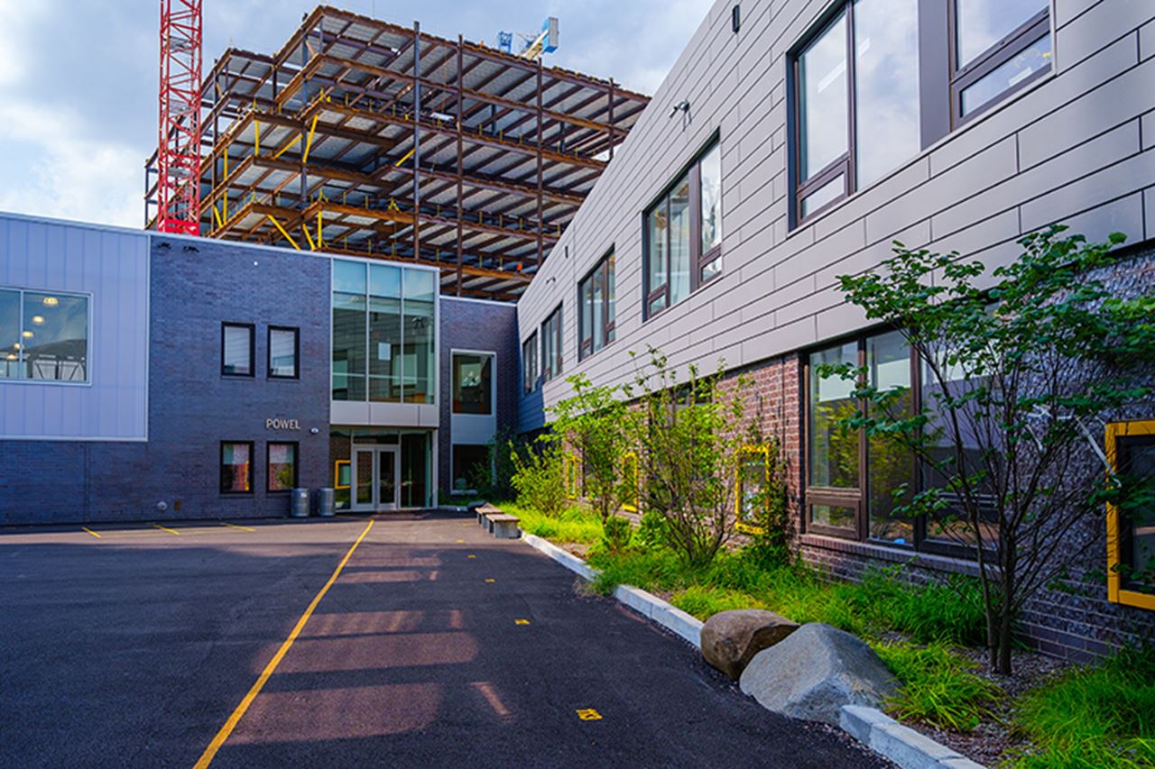 The exterior of the Powel school at 36th and Warren streets in September 2021. Photo credit: Jeff Fusco