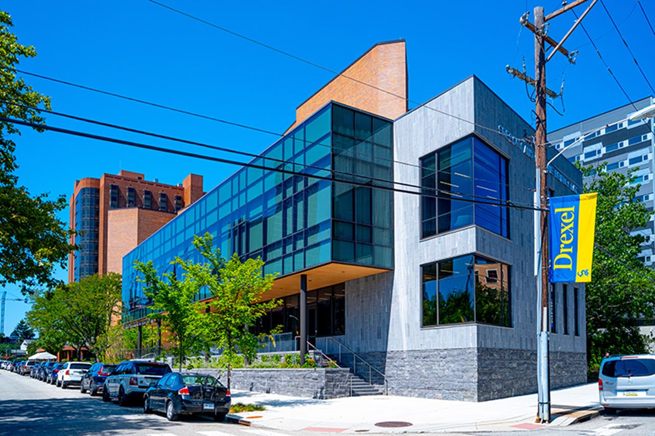 Bentley Hall at 3301 Arch St. in September 2021. Photo credit: Jeff Fusco.