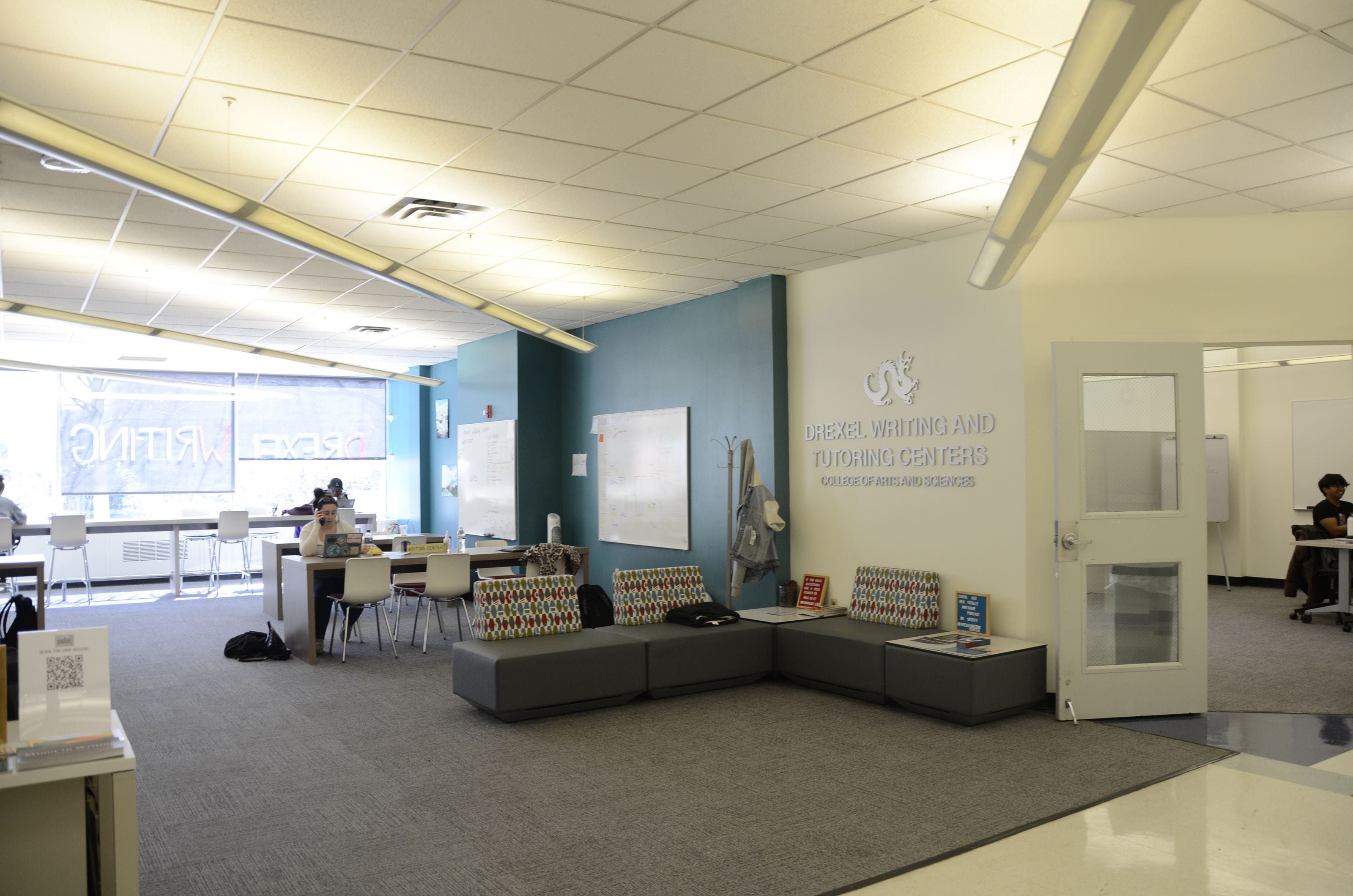 The lobby and entryway to the Drexel Writing Center on the first floor.
