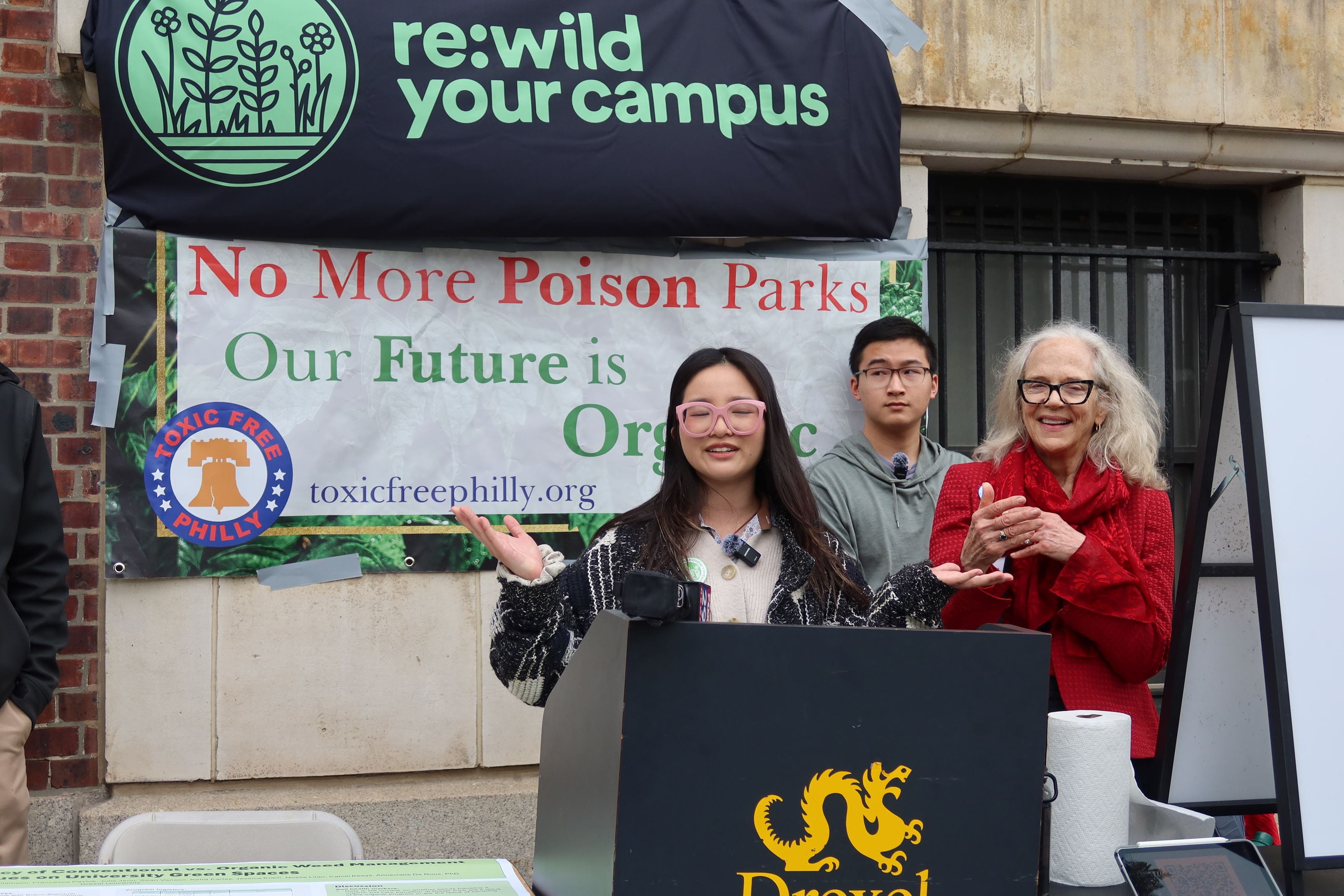 Kacy Gao giving announcement