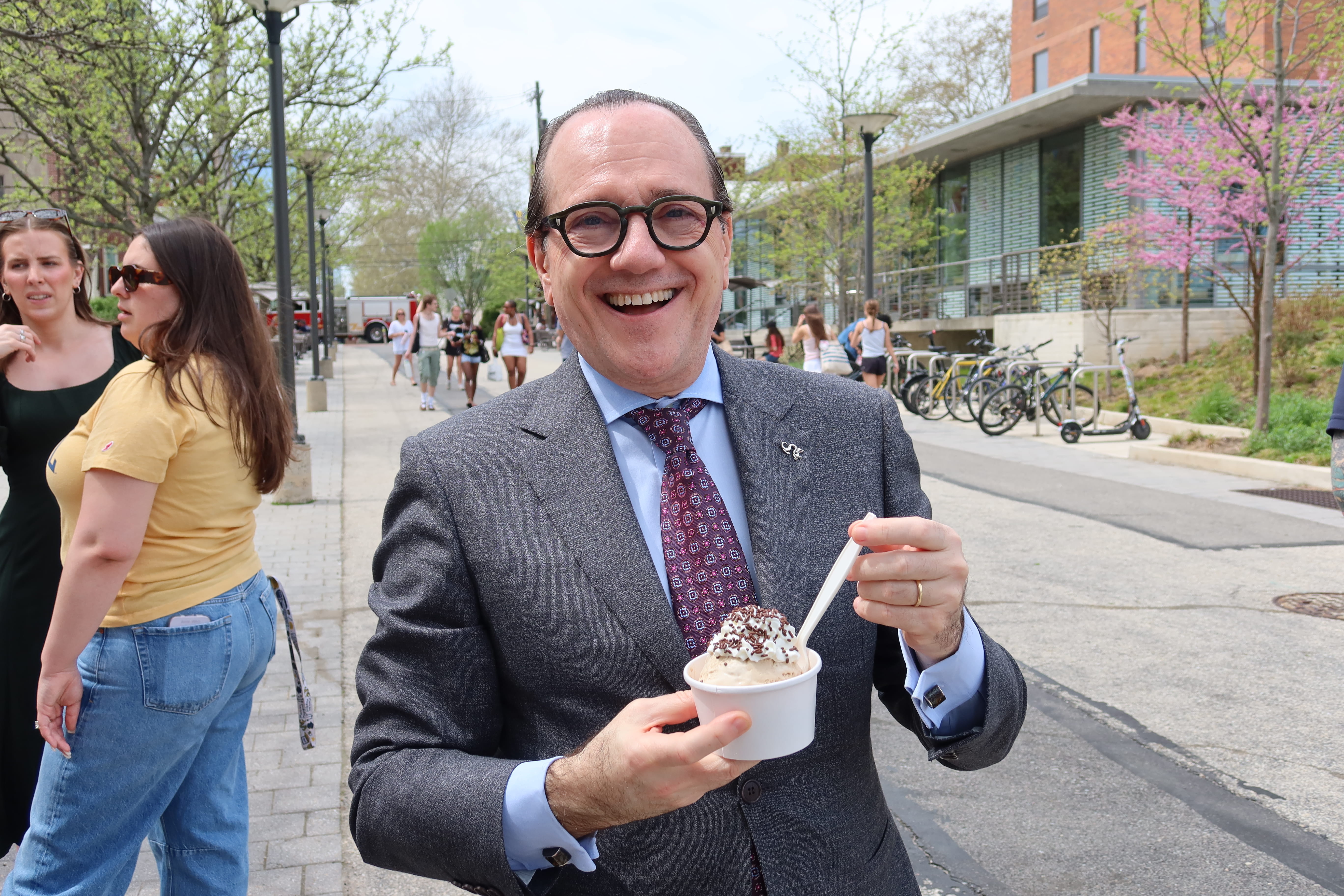 Merlo with ice cream