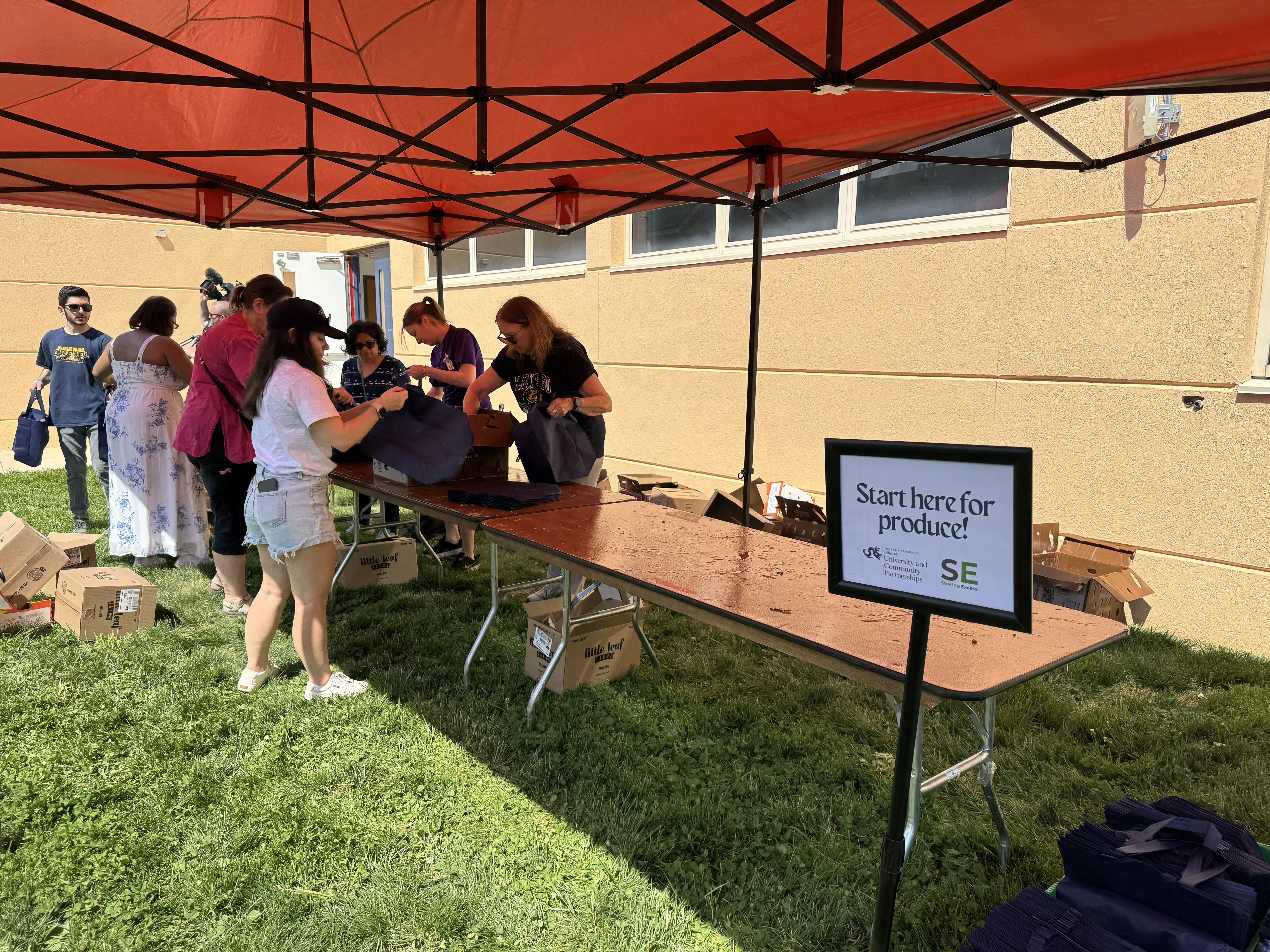 Sharing Excess food packing at Dornsife Center