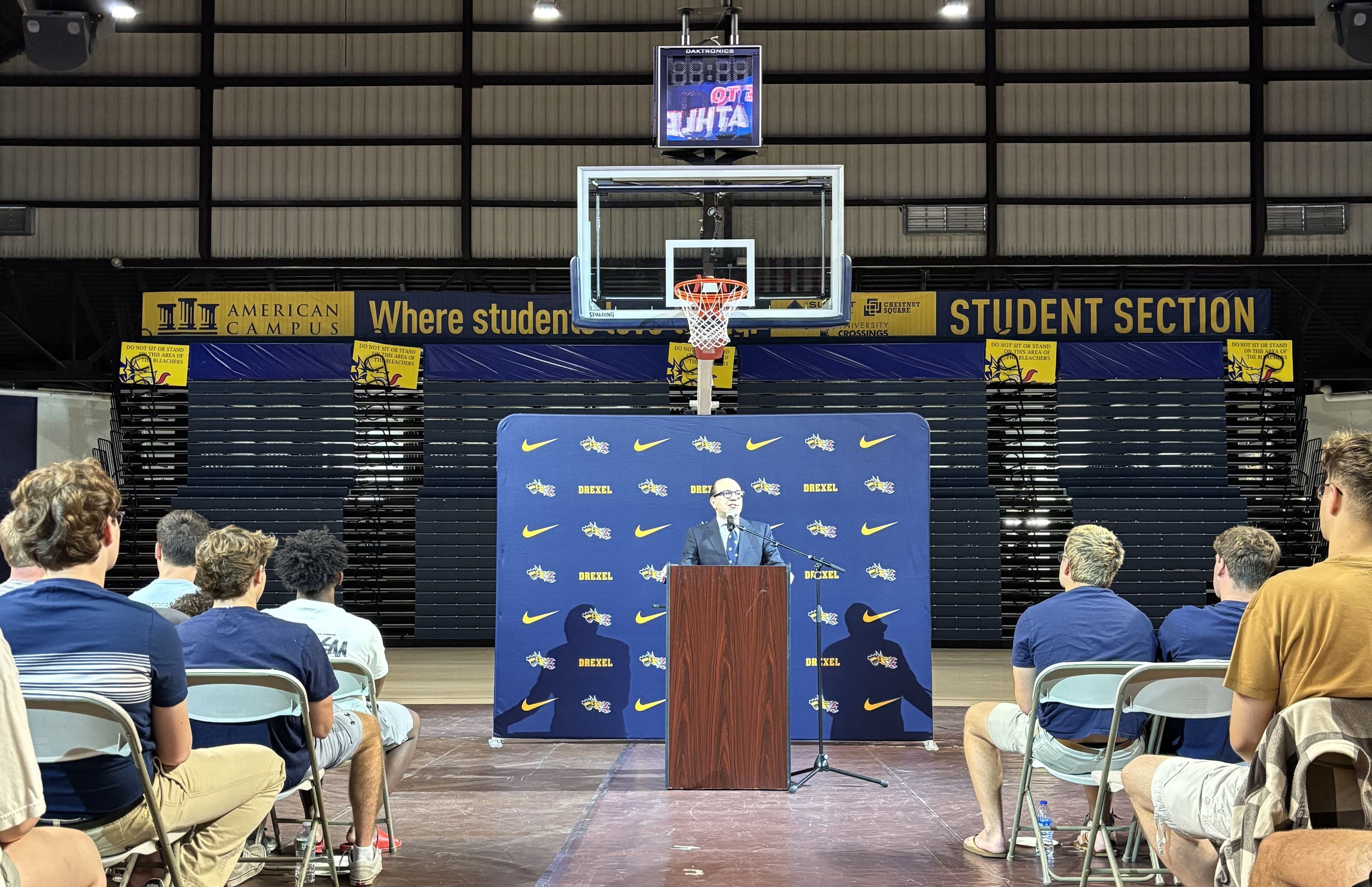 Merlo speaks to students during Welcome Week 2025