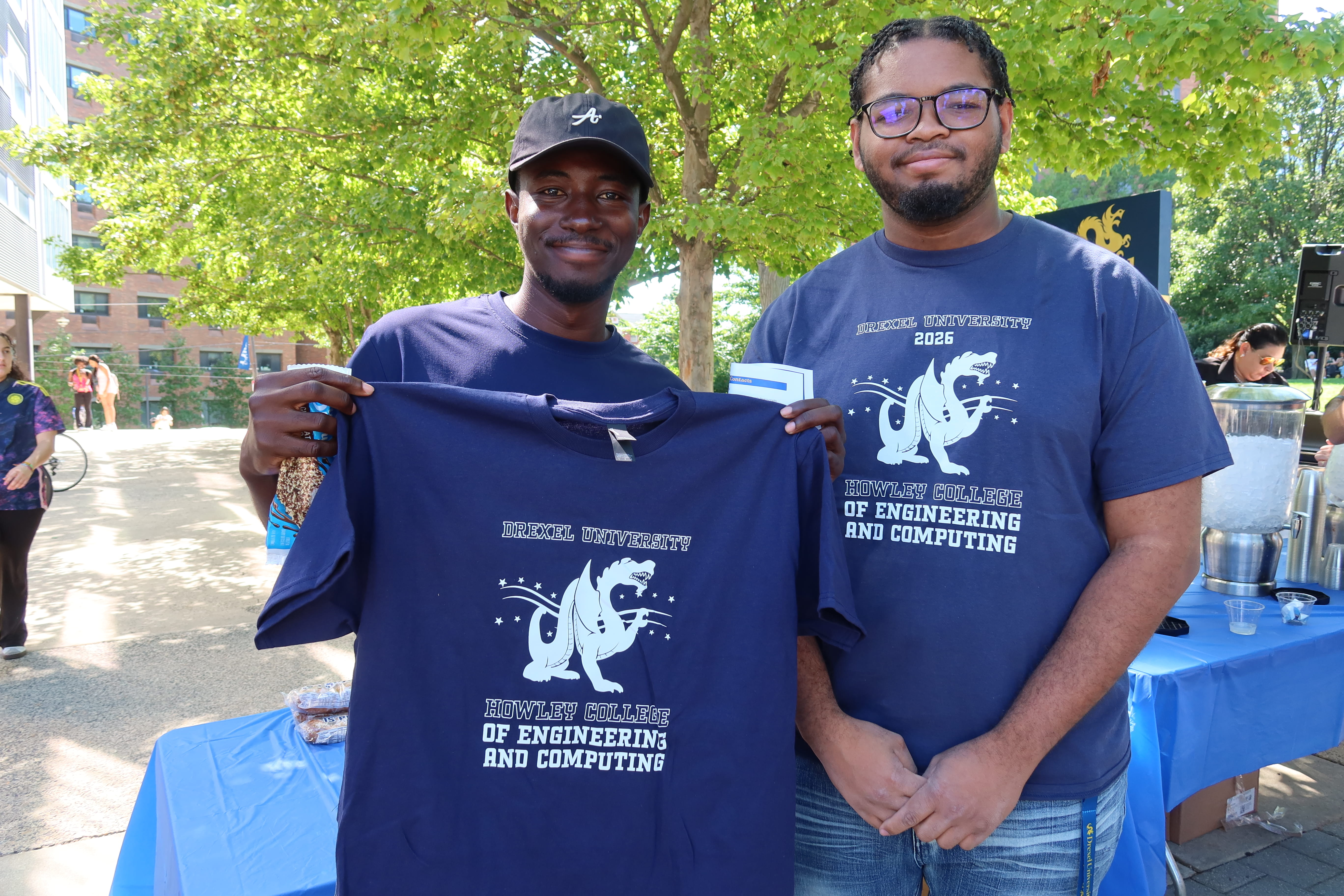 CoEC students get new shirts