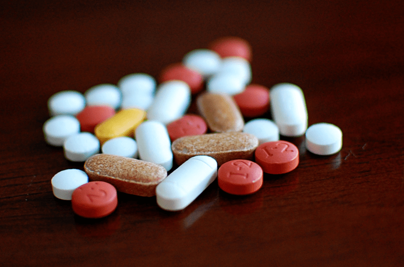 Pills photo by jamiesrabbits CC BY 2.0 on Flickr https://www.flickr.com/photos/jamiesrabbits/5747870989/sizes/l