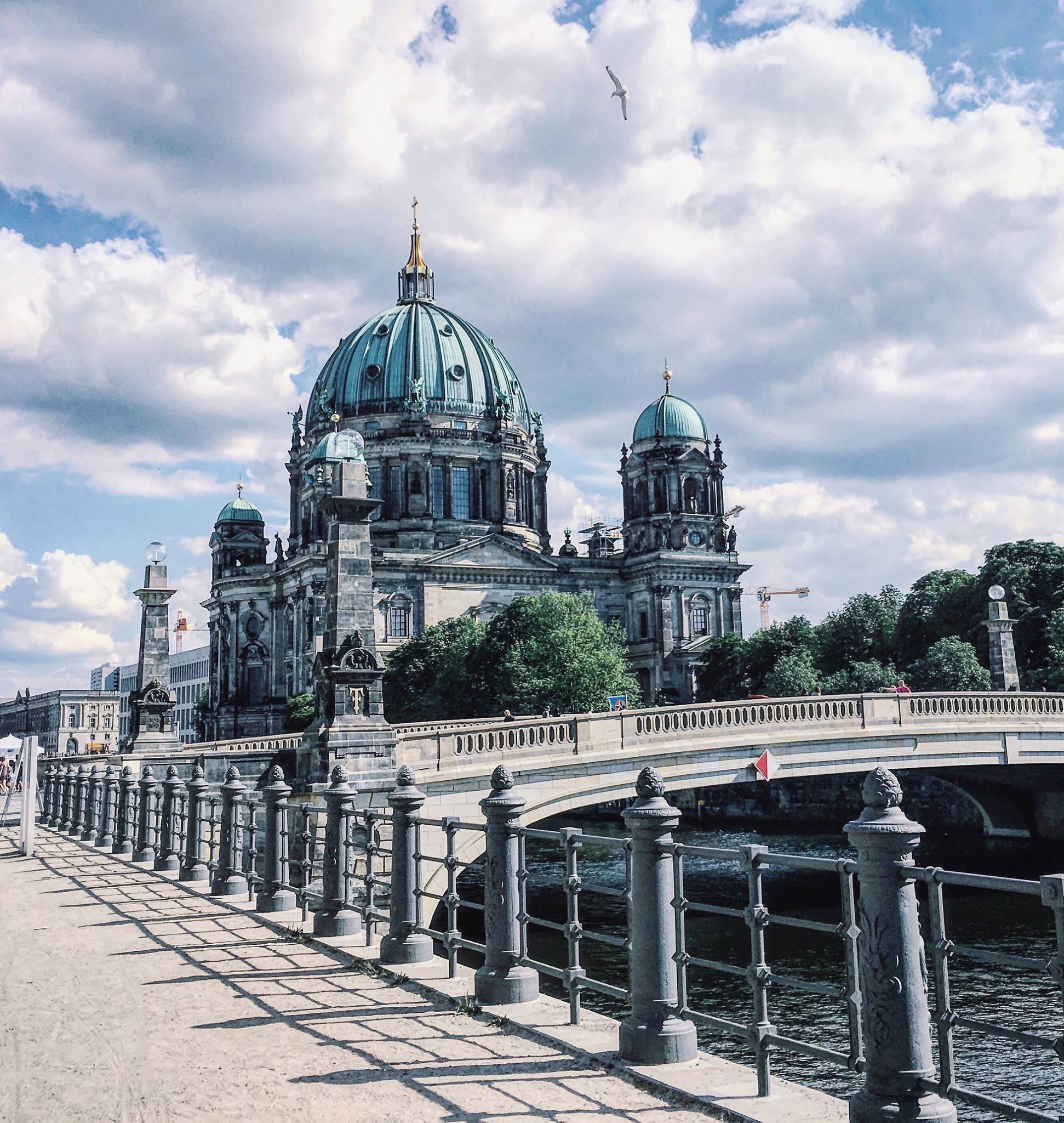 Phuong Nguyen, Germany: "One of the best cities #Berlin."