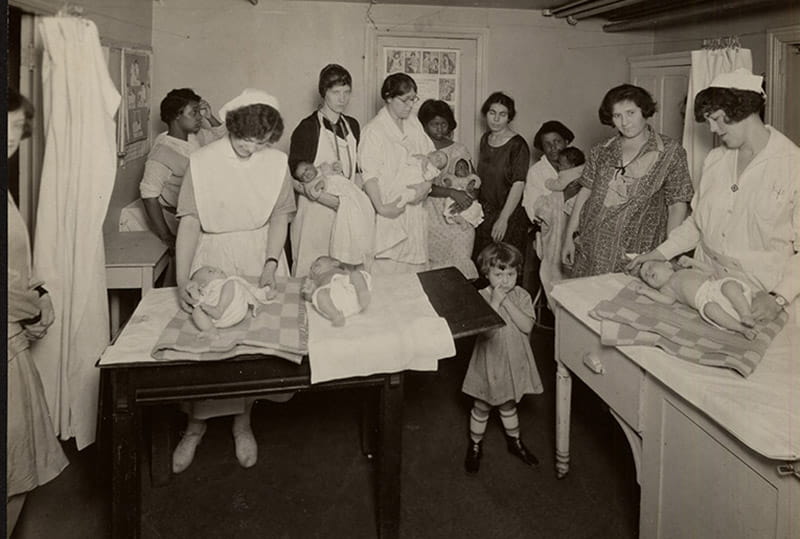 Children being cared for at the Barton Dispensary in 1918, which would temporarily close in the fall due to the pandemic. Photo courtesy Legacy Center Archives, Drexel University College of Medicine. 