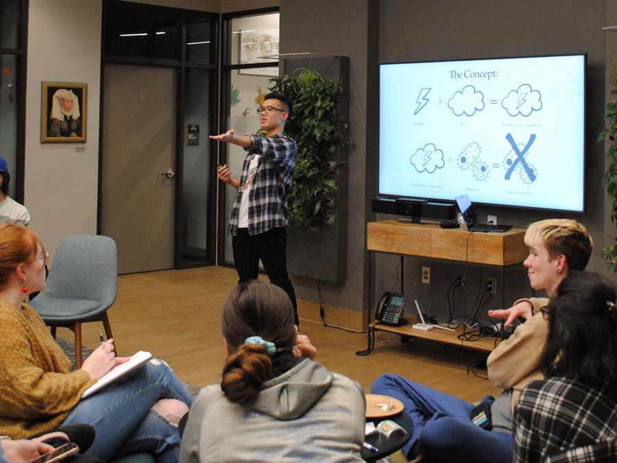 Matthew Soesanto presenting at Nerd Night