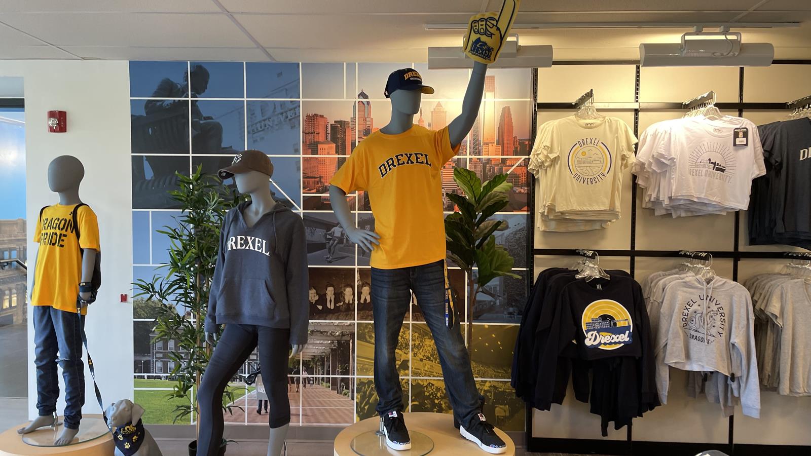 Drexel Barnes &amp; Noble store interior