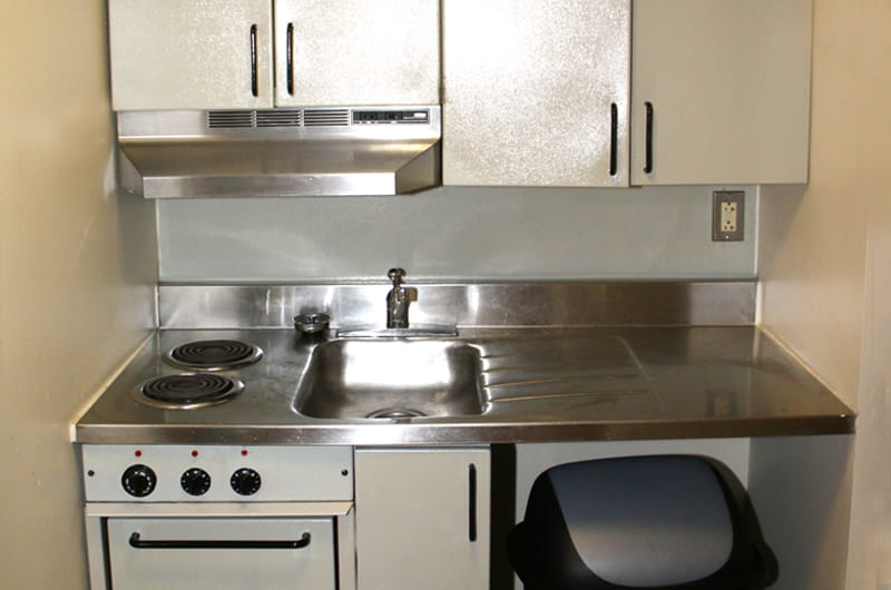 Van Rensselaer Hall kitchen