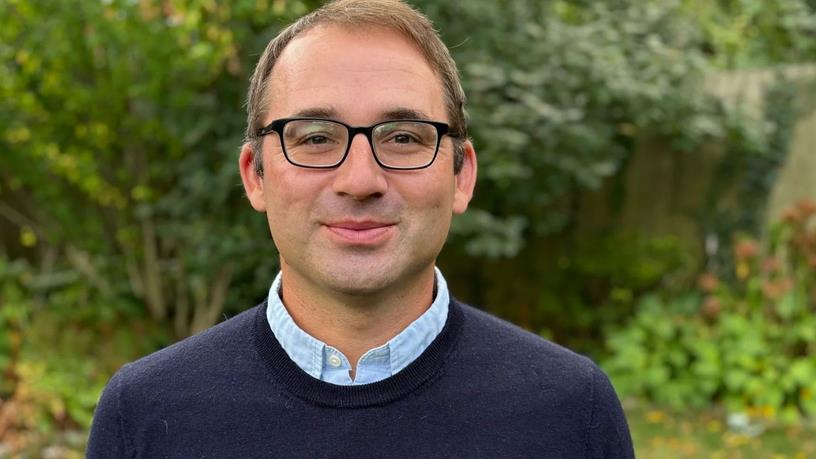 Headshot of Ian Livengood