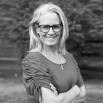 Heather Brossman headshot