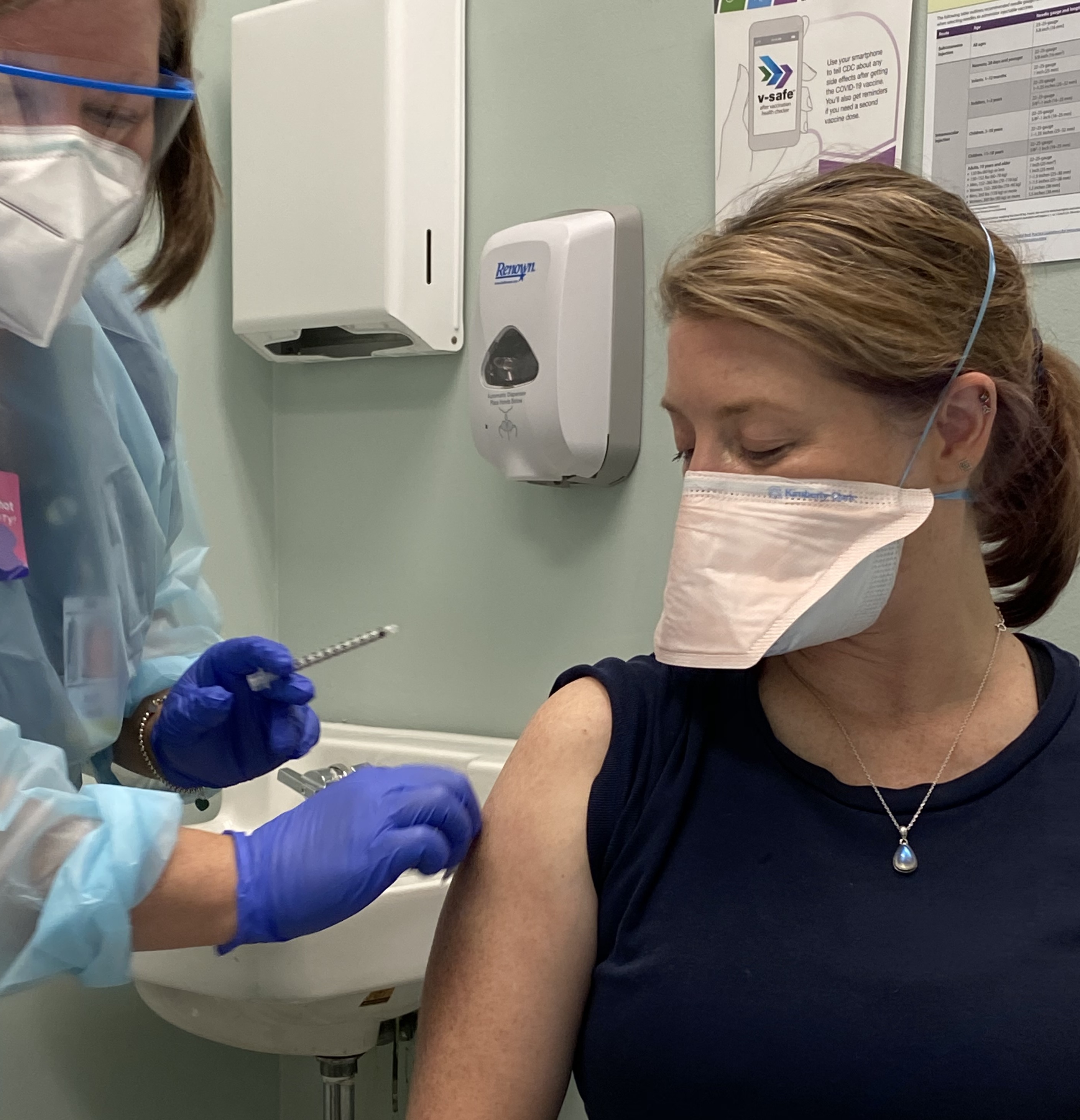 Kimberly McClellan, EdD, an assistant clinical professor of Undergraduate Nursing and the head of Drexel's testing effort, receiving her COVID vaccine 