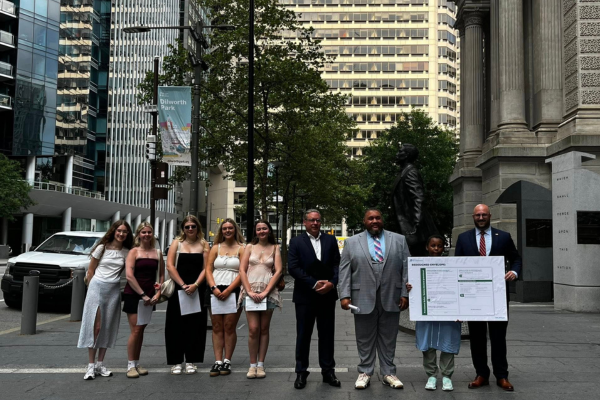 English Language Center students attend press conference