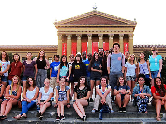 Group of students on steps of art museum