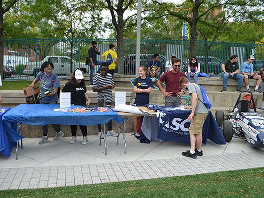 Student organization sign-up table