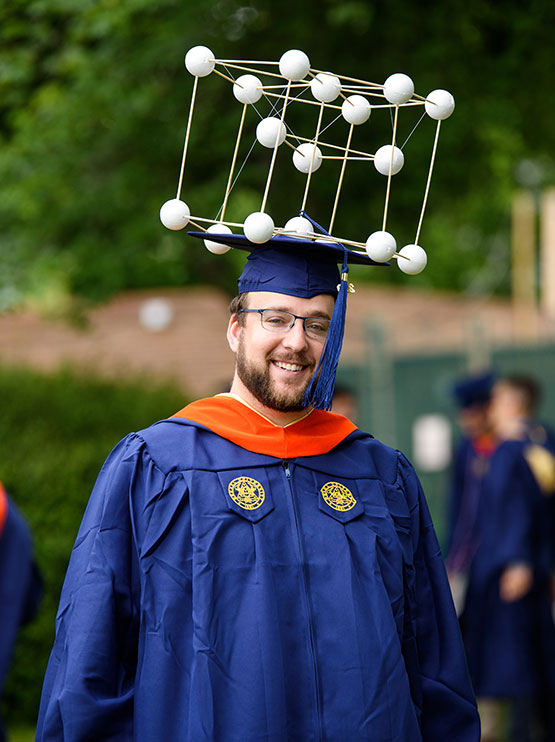 Abraham Calvin decorated his mortarboard with a hexagonal close-packed atomic structure