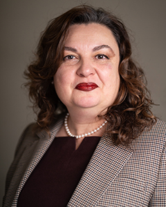 Irina Ciobanescu Husanu