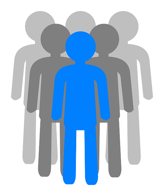 standard sign-shaped people standing in a pyramid formation with the first one blue and the ones behind in varying shades of gray.