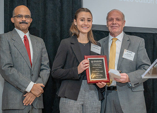Jenn DeLongis, 3L, received the award for winning the Justice Ruth Bader Ginsburg “Pursuit of Justice” Writing Competition from the Philadelphia Bar Association on December 15. 
