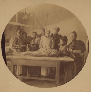 Woman's Medical College of Pennsylvania students in dissecting room, 1897 (The Legacy Center Archives and Special Collections)