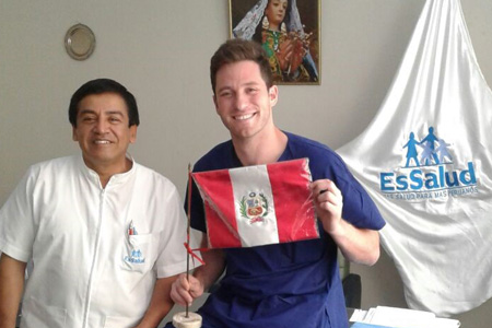 Drexel medical student Maziar Shakeri in Peru with The Medical Network.