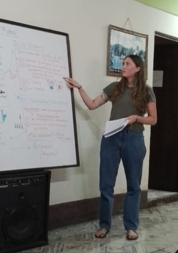 Global health student Olivia Vasey presenting in Xelu, Guatemala