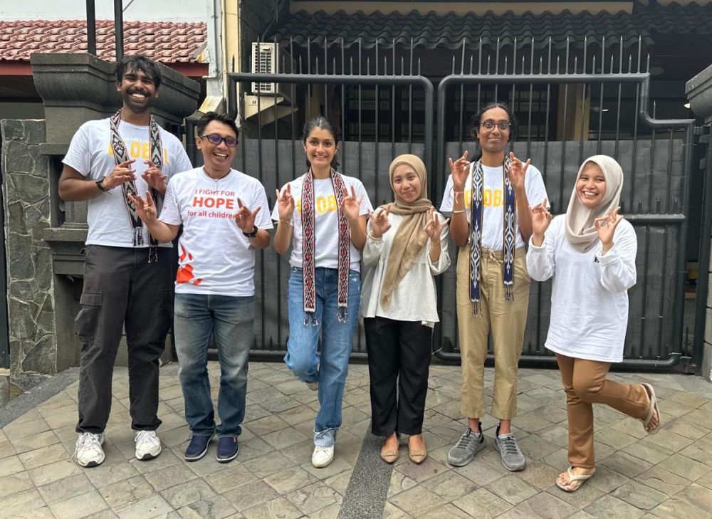 Vivek Babu during a global health experience in Indonesia