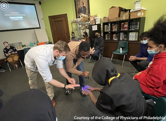 Drexel Microbiology and Immunology Students Teach Area Youth About Infectious Disease