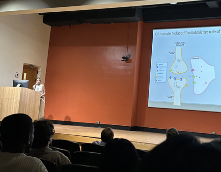 Simran delivered an oral presentation at the Philadelphia Chapter of the Society for Neuroscience (PCSfN) conference.