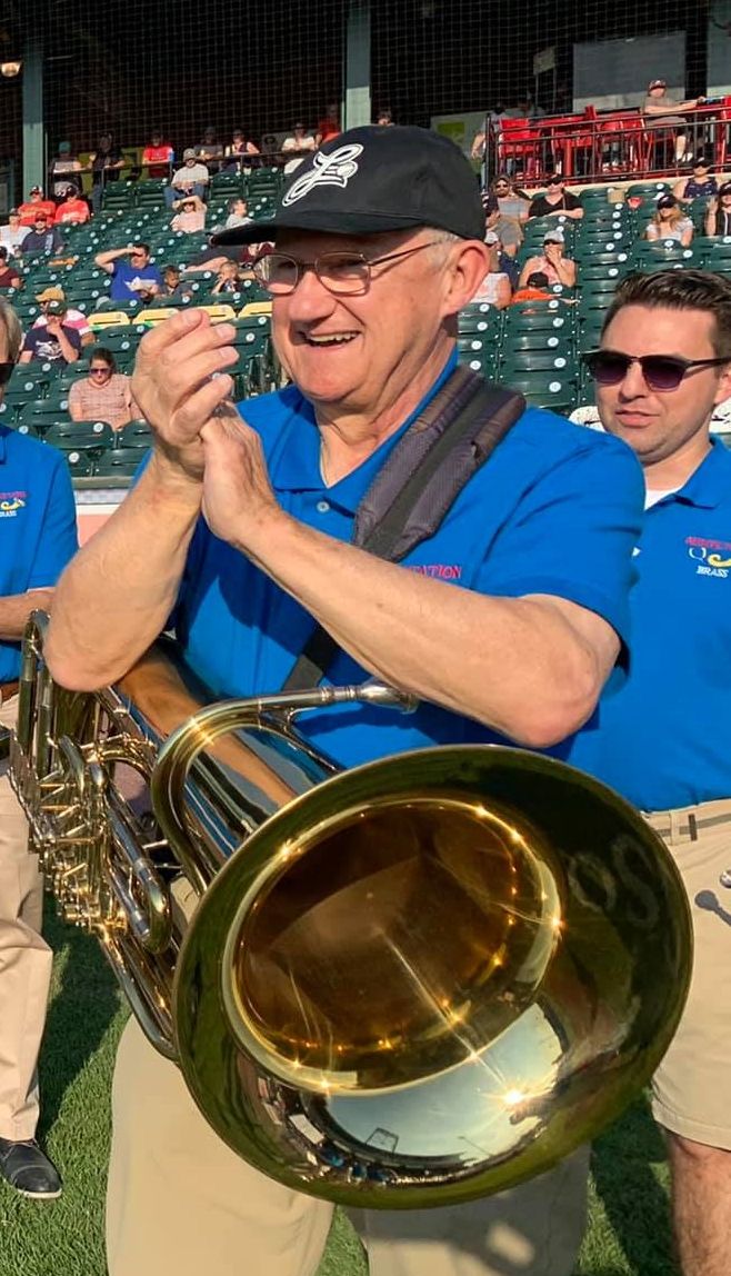 Gerald Rothacker, MD, HU '76, at a Barnstormers game