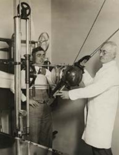 Hahnemann opens the country’s first school of X-ray technology.