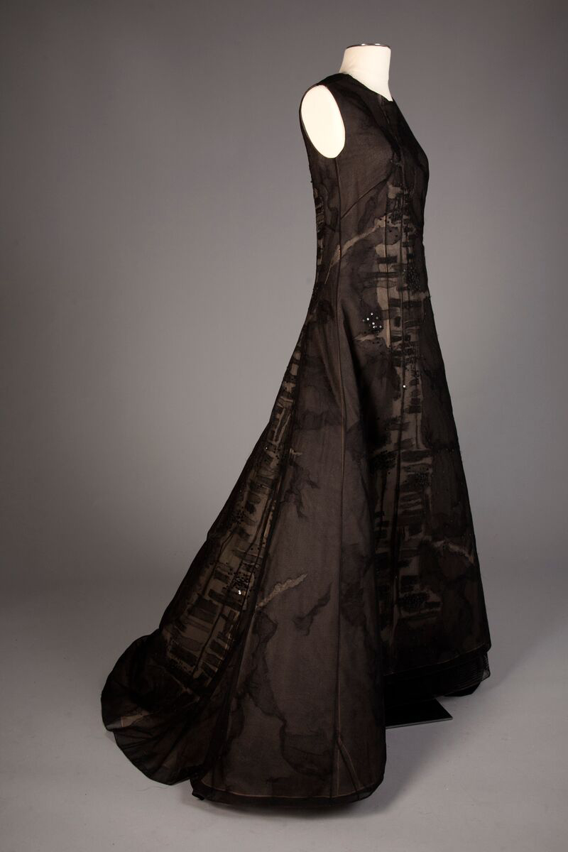Centuries of Fashion on Display in Immortal Beauty | Now | Drexel ...