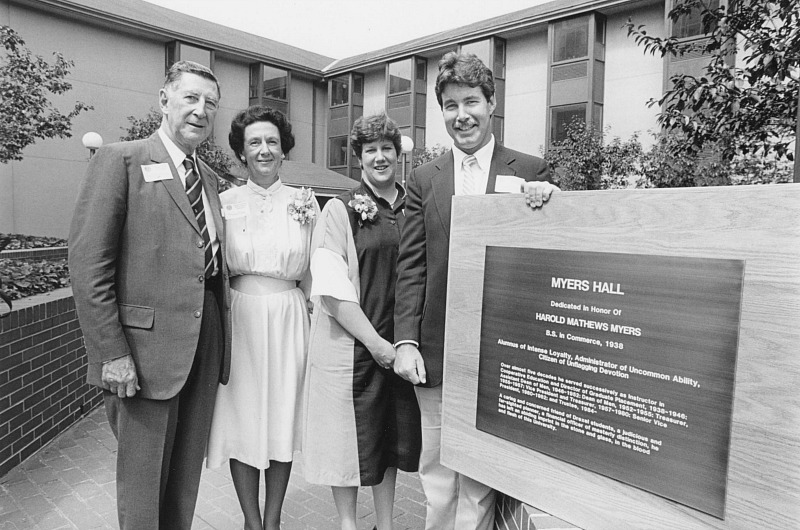 Harold Myers pictured in 1984 with his family at the official naming ceremony of Myers Hall. Photo courtesy University Archives.