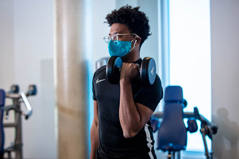 A Drexel student works out in the Rec Center during the fall 2020 term. The Rec Center will open for winter term on Jan. 25. Photo by Ben Wong.