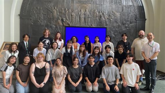 students at tamagawa university